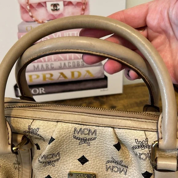 MCM Beige Alma handbag - Picture 6 of 7
